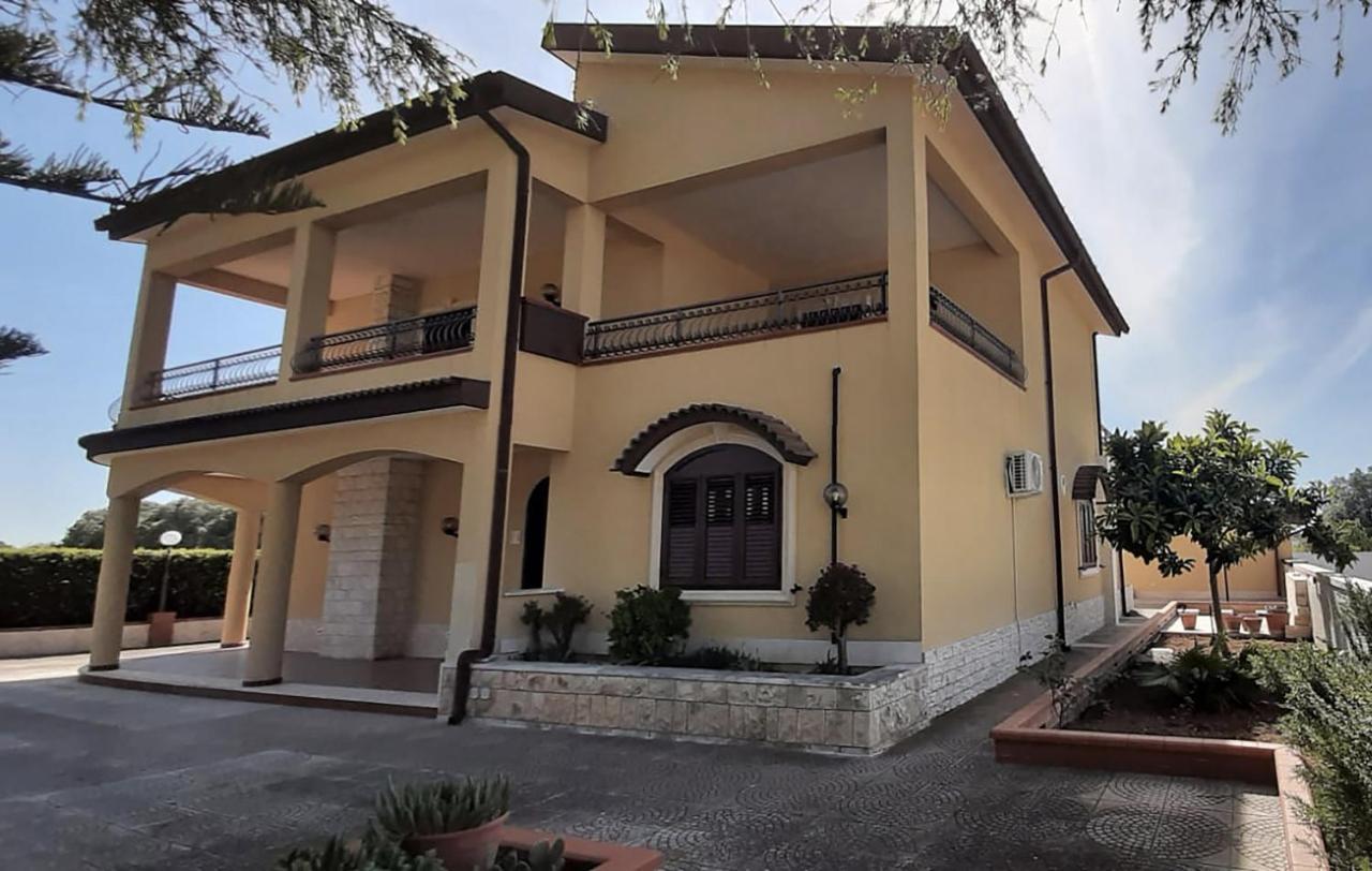 Villa Bice Pulsano Exteriör bild